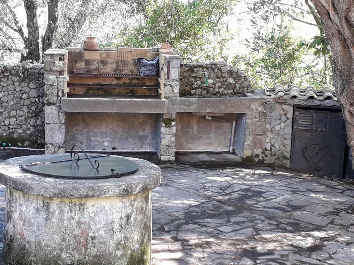 Ferienwohnung House In The Olive Garden Ágios Ioánnis Exterior foto